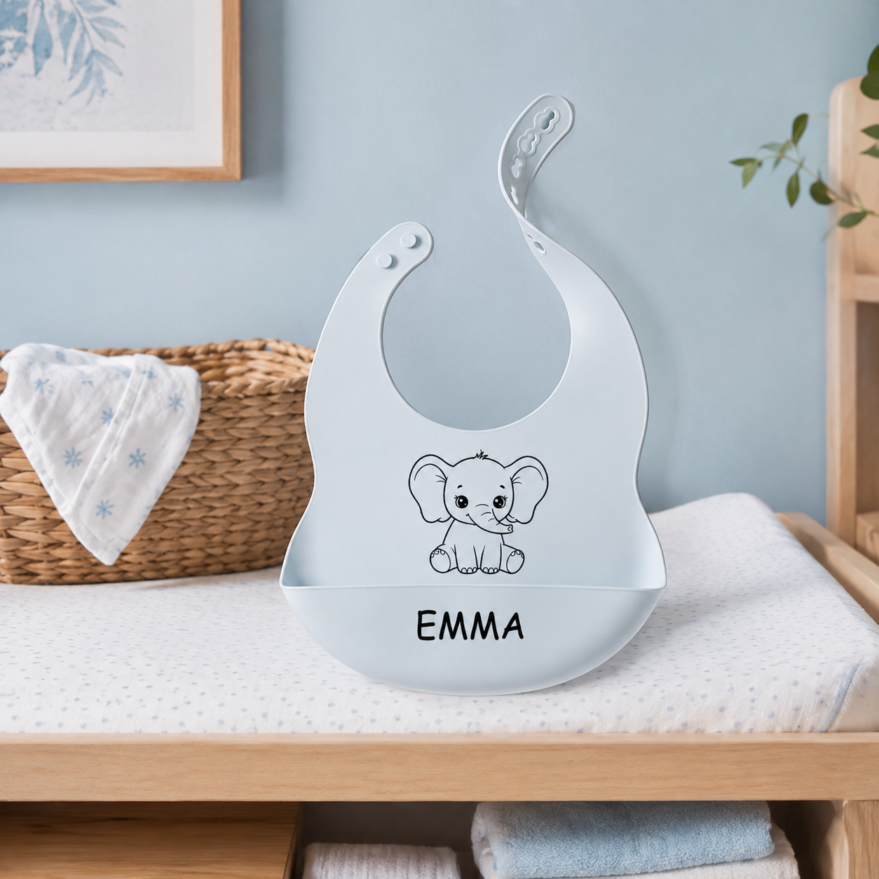 Bavoir bébé bleu personnalisé motif éléphant