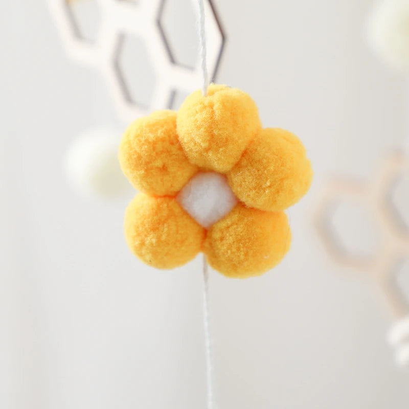 Mobile Bébé Petites Fleurs et Abeilles