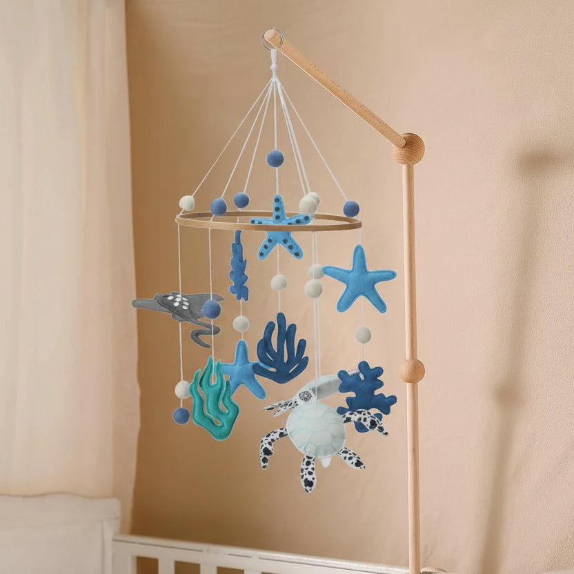 Mobile bébé Tortue et Etoile de Mer