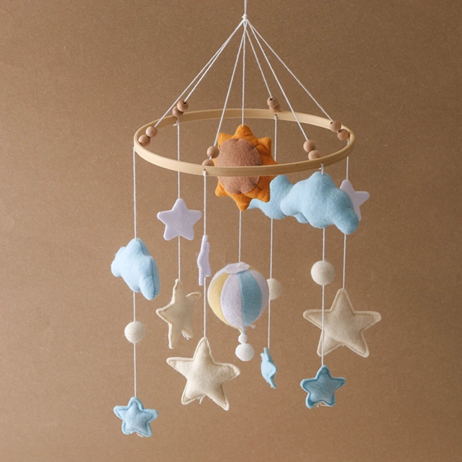 Mobile Bébé Petite Montgolfière Bleu Ciel