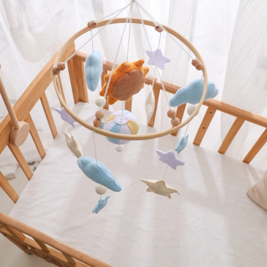 Mobile Bébé Petite Montgolfière Bleu Ciel
