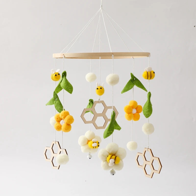 Mobile Bébé Petites Fleurs et Abeilles