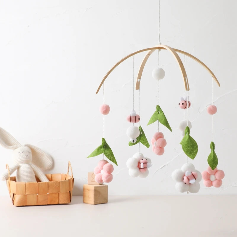 Mobile Bébé Petites Fleurs et Abeilles