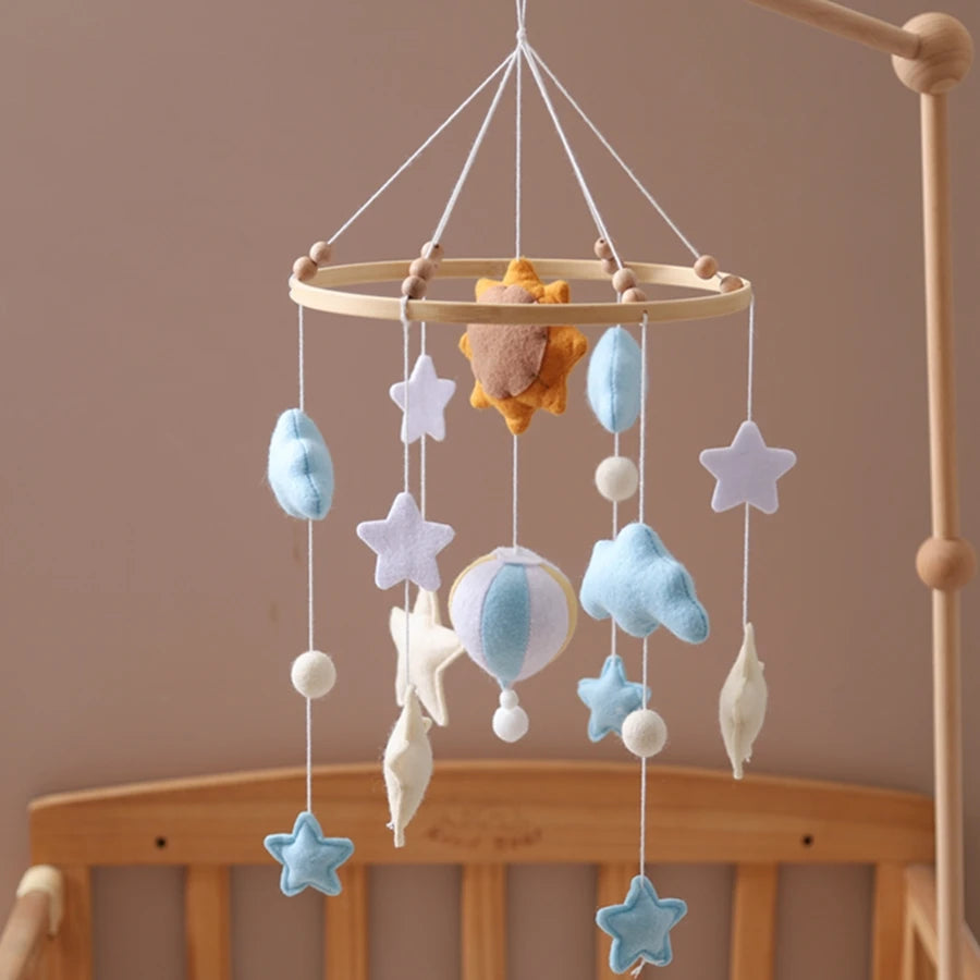 Mobile Bébé Petite Montgolfière Bleu Ciel