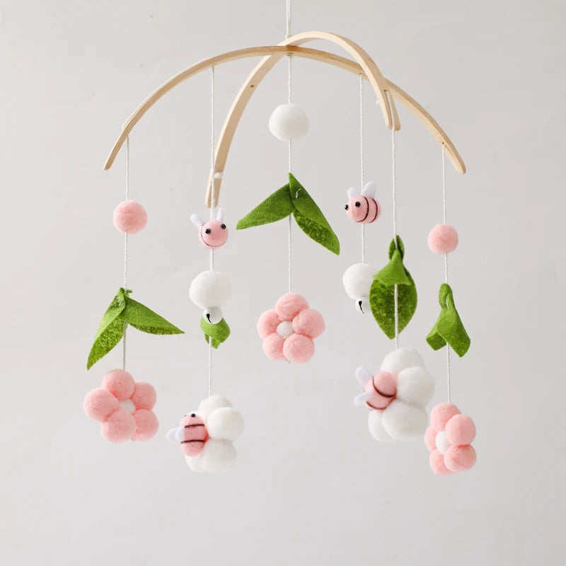 Mobile Bébé Petites Fleurs et Abeilles
