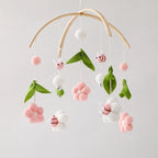 Mobile Bébé Petites Fleurs et Abeilles