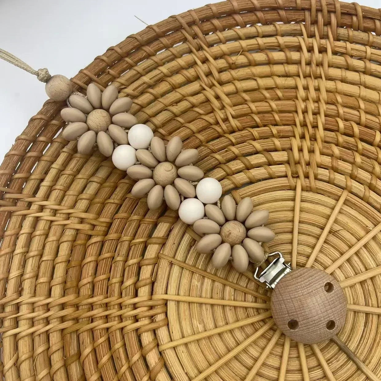 Attache Tétine Petite Fleur Marguerite - Beige - Attache Tétine