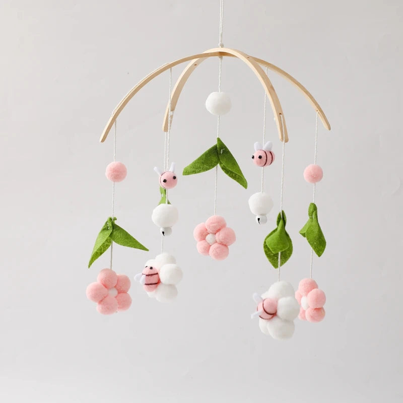 Mobile Bébé Petites Fleurs et Abeilles