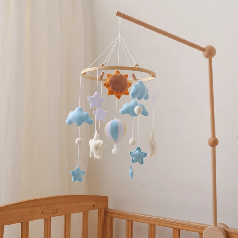 Mobile Bébé Petite Montgolfière Bleu Ciel