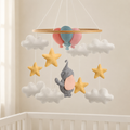 Mobile bébé éléphant, ballons et étoiles en feutrine