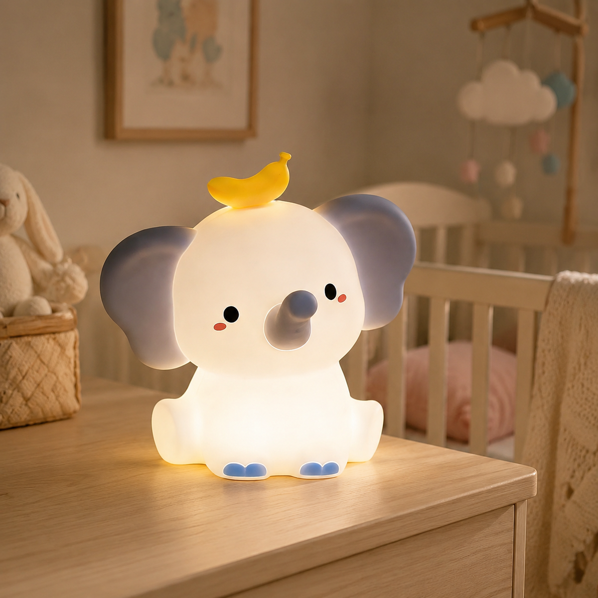 Veilleuse bébé éléphant en silicone dans une chambre de bébé